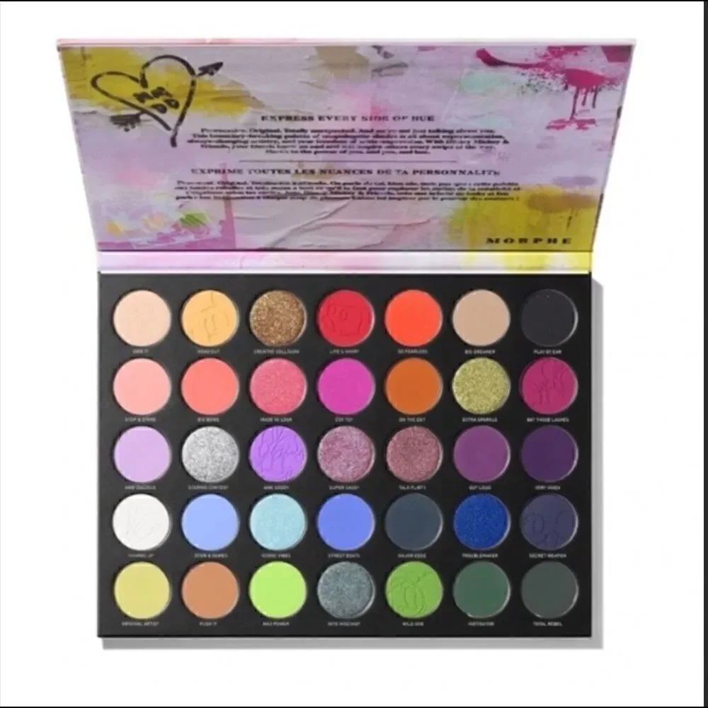 NWT MORPHE Disney Mickey & Friends.  Truth be bold pallet